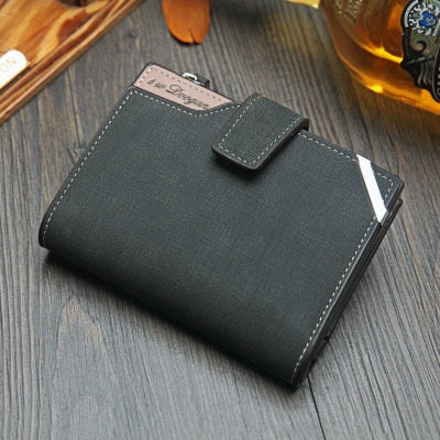 Short vertical locomotive wallet